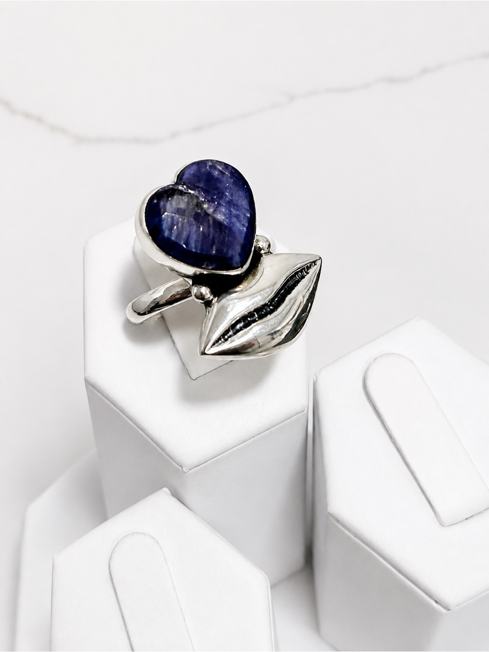 Sterling Silver Heart & Lip Ring Sapphire Gemstone